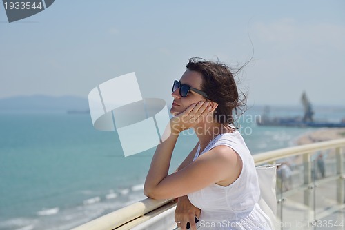 Image of happy woman outdoor