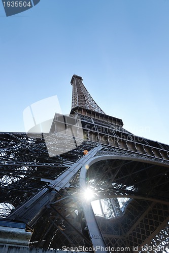 Image of eiffel tower in paris at day