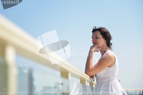 Image of happy woman outdoor