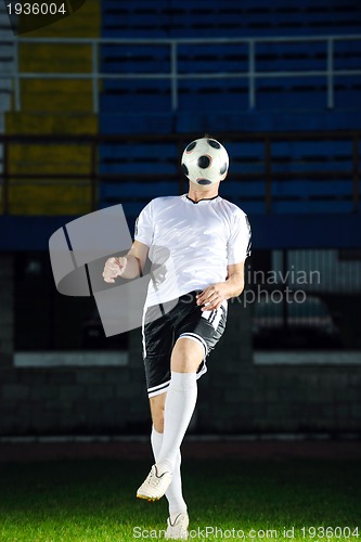 Image of football player in action