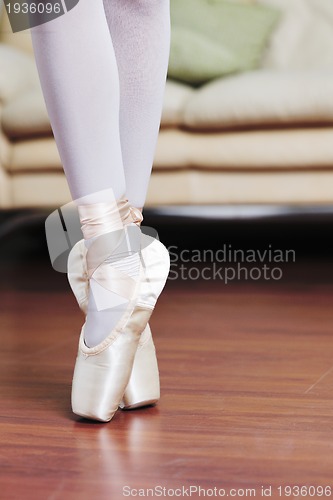 Image of ballet girl