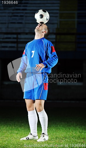 Image of football player in action