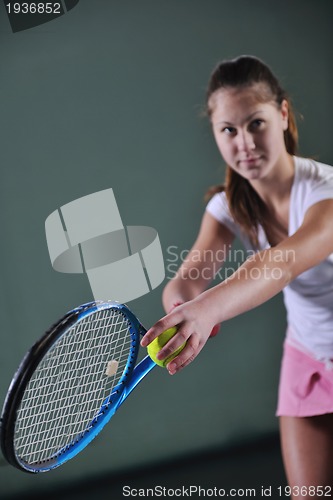 Image of tennis girl
