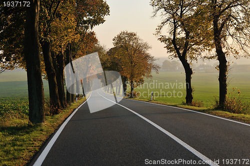 Image of country road