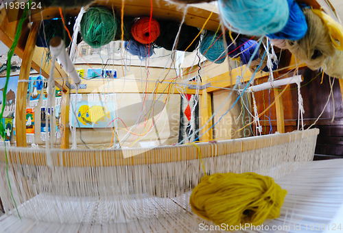 Image of traditional arabic rug production