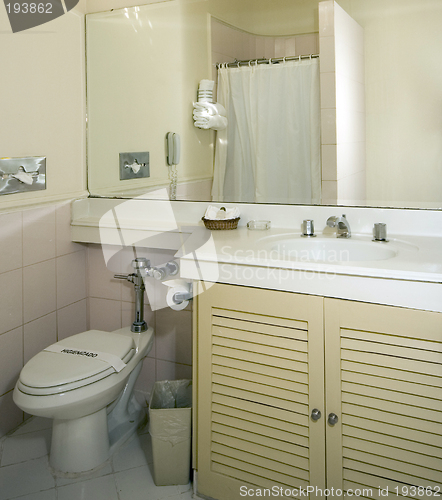 Image of hotel bathroom