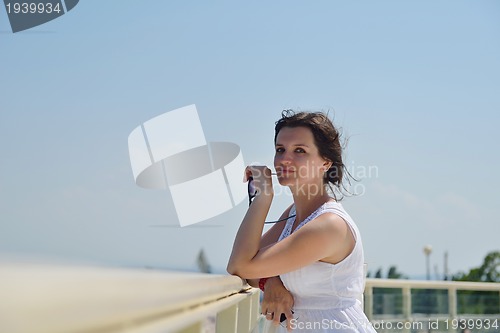 Image of happy woman outdoor