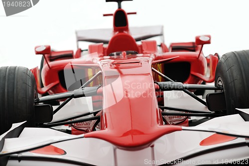 Image of red formel 1 model