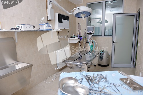 Image of surgery room indoor