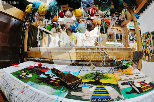 Image of traditional arabic rug production