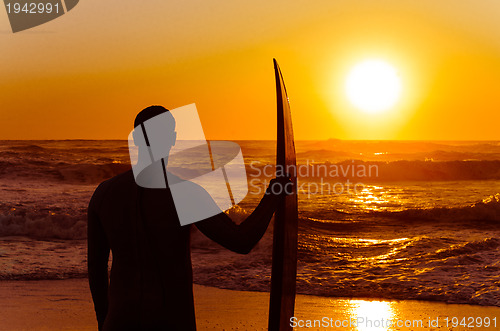 Image of Surfer watching the waves