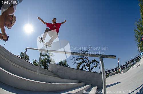 Image of Andre Pereira on a FS Nose Grind