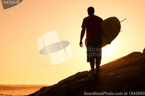 Image of Surfer watching the waves