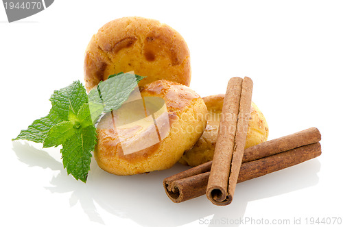 Image of Baked cookies with mint 