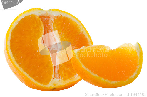 Image of Orange fruit segment and mint leaf 