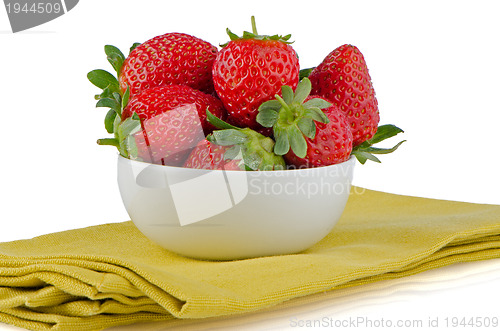 Image of Fresh strawberries in bowl