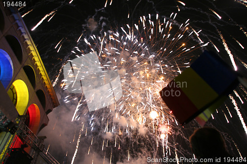 Image of Romanian flag and fireworks