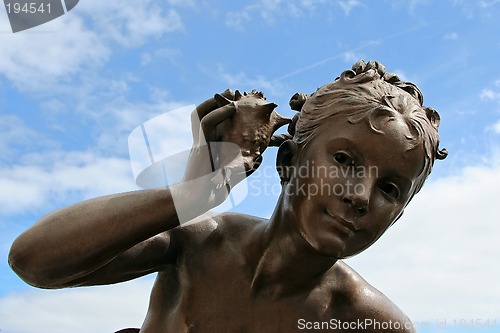 Image of bronze sculpture