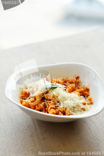 Image of spaghetti pasta with tomato beef sauce