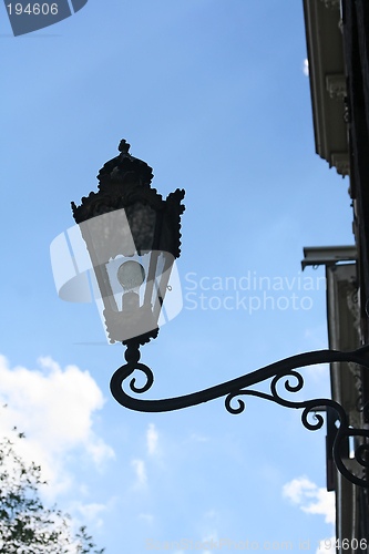 Image of street lamp