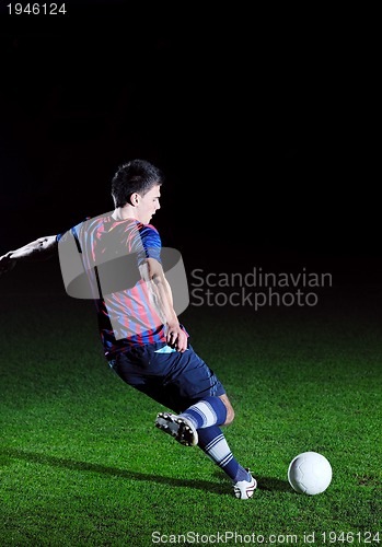 Image of football player in action