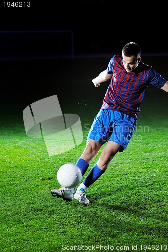 Image of football player in action