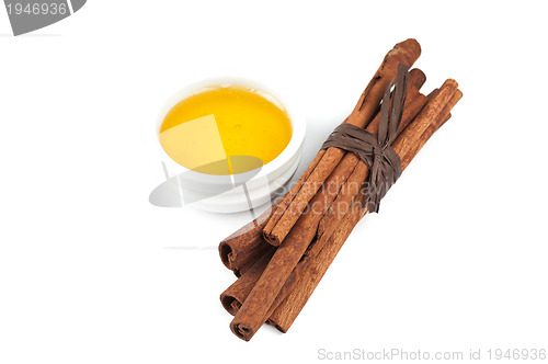 Image of cinnamon and honey