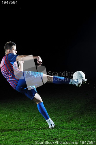 Image of football player in action