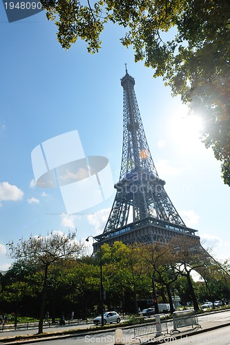 Image of eiffel tower in paris at day