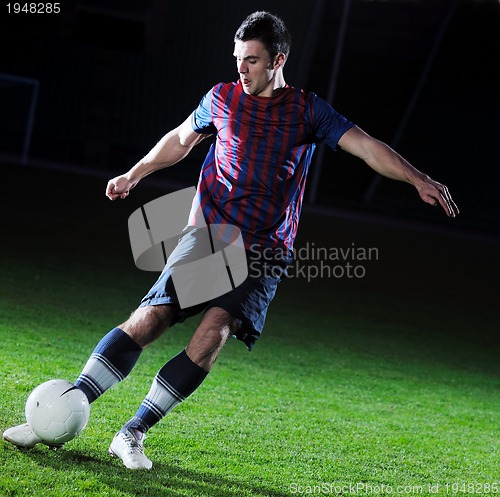 Image of football player in action