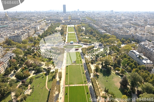 Image of eiffel tower in paris at day