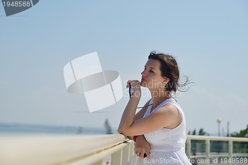 Image of happy woman outdoor