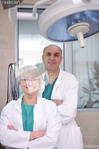 Image of veterinarian and assistant in a small animal clinic