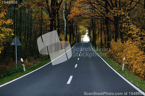 Image of country road