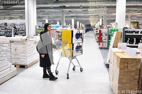 Image of young woman in shopping