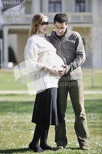 Image of happy pregnancy 