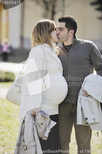 Image of happy pregnancy 