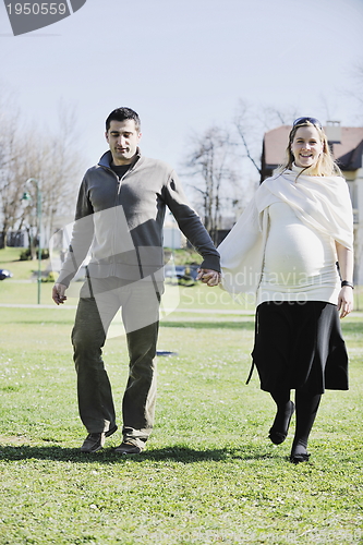 Image of happy pregnancy 