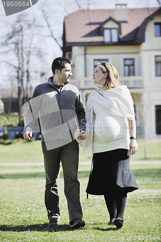 Image of happy pregnancy 