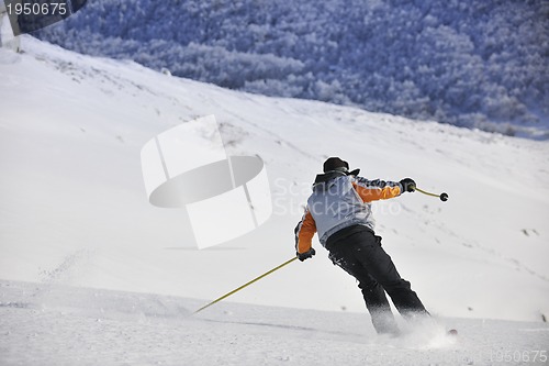 Image of skier free ride 