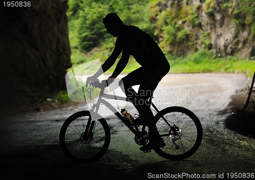 Image of mountain bike 