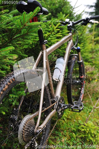 Image of mountain bike 