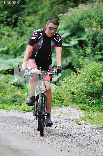 Image of mountain bike 