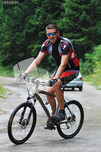 Image of mountain bike 