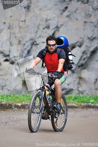 Image of mountain bike 