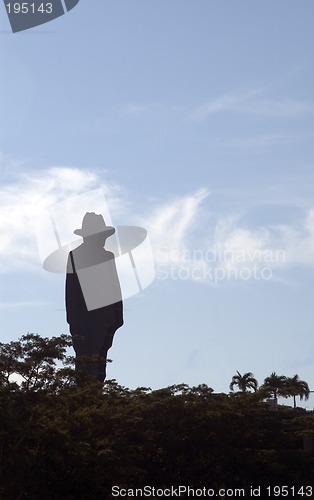 Image of statue of sandino managau nicaragua