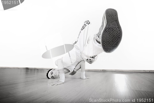 Image of .break dancer