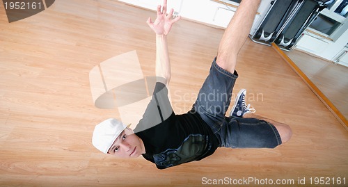 Image of .break dancer