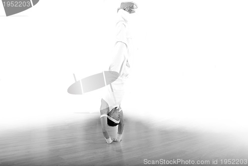 Image of .break dancer