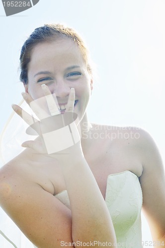 Image of bride outdoor